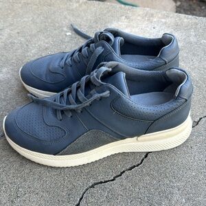 Tread by Everlane Slate the Trainer Sneaker Women's 10, Men's 8